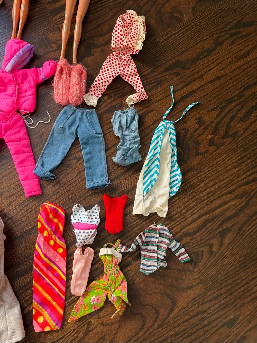 Lot of vintage Barbie clothes/ Barbies